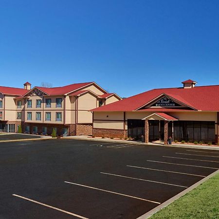 Fairfield Inn & Suites By Marriott Helen Exterior photo