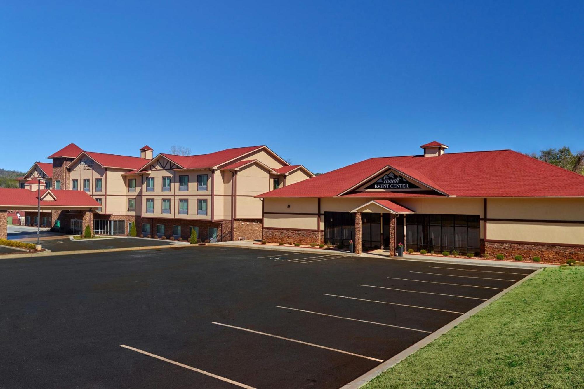 Fairfield Inn & Suites By Marriott Helen Exterior photo